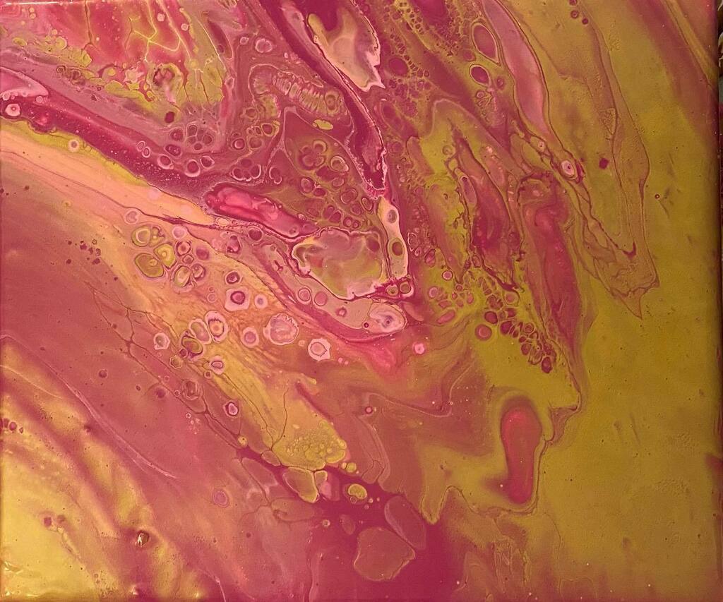 Green and yellow pour paint