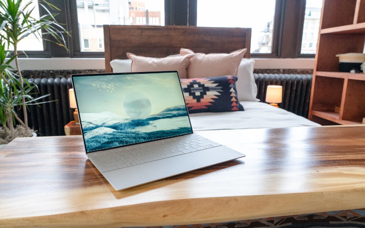 ShinyPam's tweet photo. XPS 13 Reinvents Itself, Embracing Simplicity as the New Premium https://t.co/q0Pz7IYWli #Iwork4Dell https://t.co/y9893ci0tI