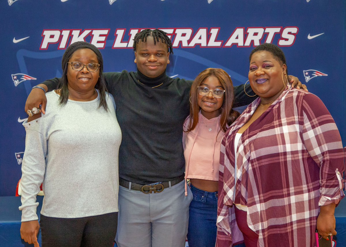 PikeLibPatriots's tweet photo. Please join in congratulating Gavin Williams who signed his National Letter of Intent to attend Millsaps College in Jackson, Mississippi earlier today.
#GoPike | #PatriotsTogether | #ProudToBeAPatriot https://t.co/JettHnSaUq