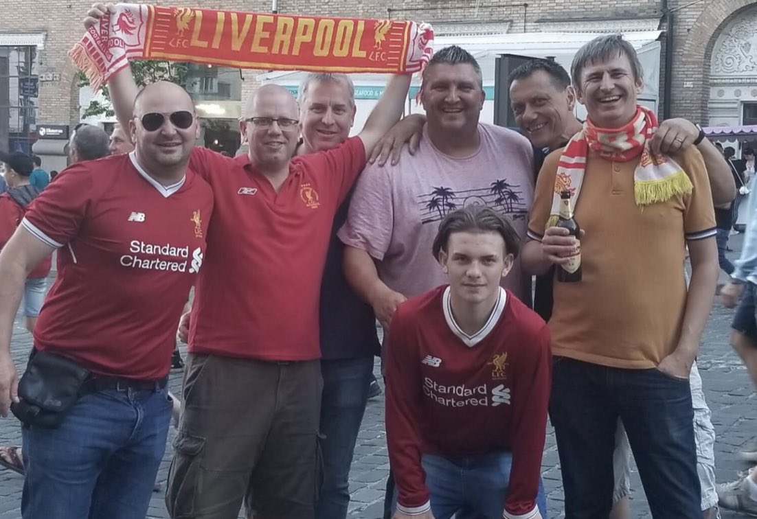 JamesPearceLFC's tweet image. Harvey Elliott at the 2018 Champions League final in Kiev as a fan with his dad Scott. Tonight he makes his European debut for the Reds in the San Siro. He’s living the dream. #LFC