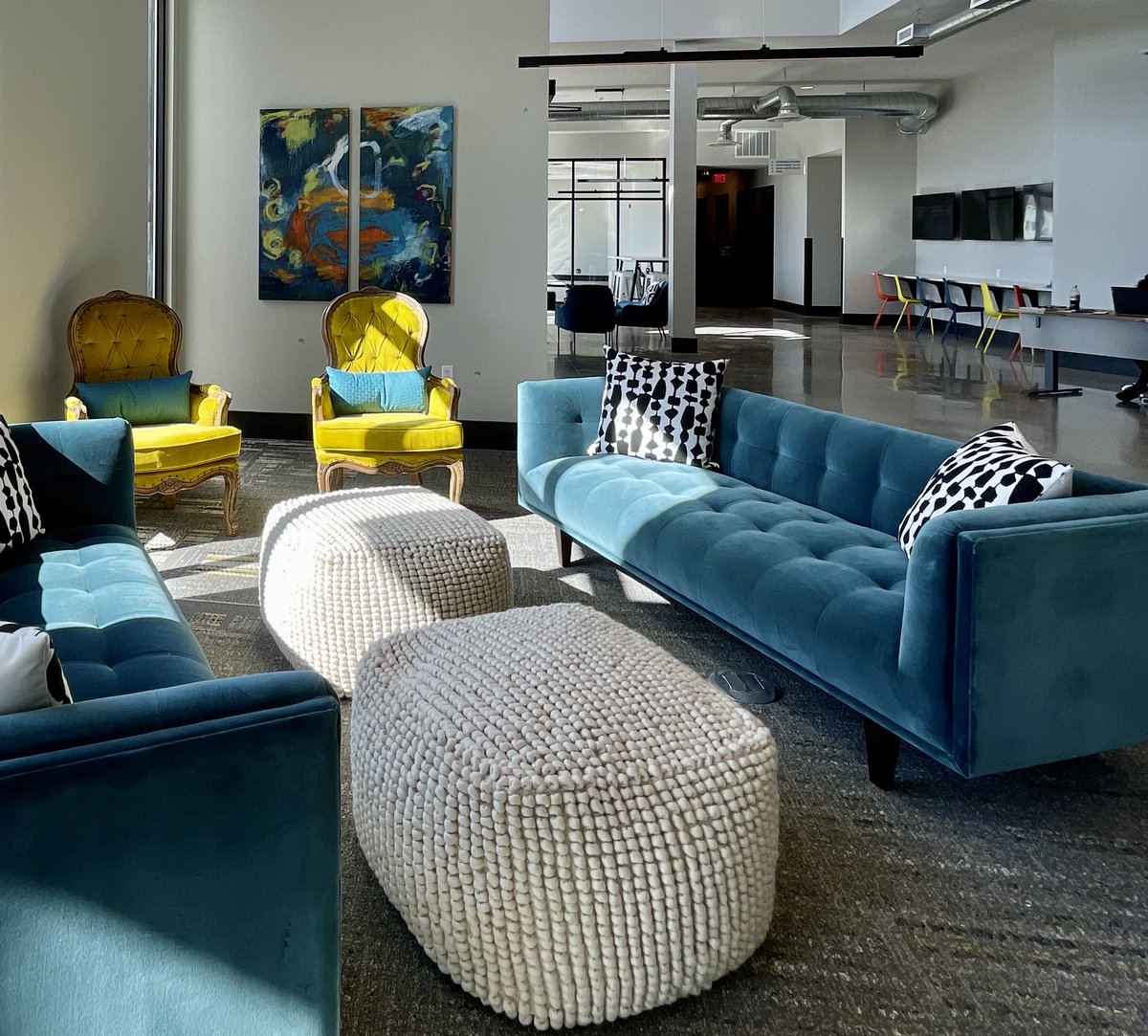 Elevate_BoltTie's tweet photo. Have a grand opening? Hosting an event? Running a special? Let us know and we will help promote and #ElevateYourBusiness. DM us or comment below to share what you're working on. 📲 #ElevateBoltAndTie #ElevateNetwork #ElevateOffice https://t.co/BgPjRRilHH