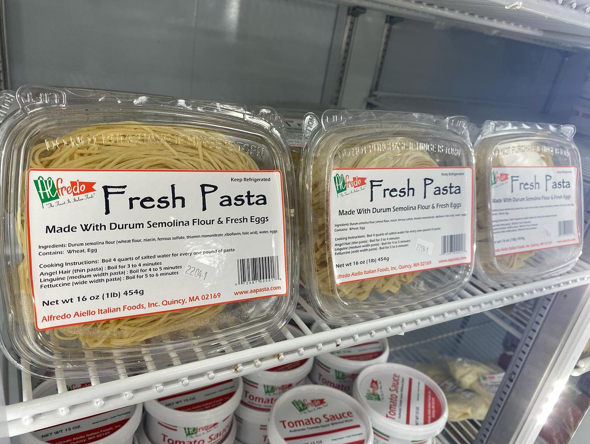 AAPasta1's tweet photo. No shortage of pasta here! The shelves at all three Alfredo’s locations are bursting with pasta products ready for you to purchase! Choose from Italian favorites like Garafolo, Delverde, and more! Plus, how can we run out when we know how to make the best fresh pasta around? https://t.co/1hwUE7mFhp