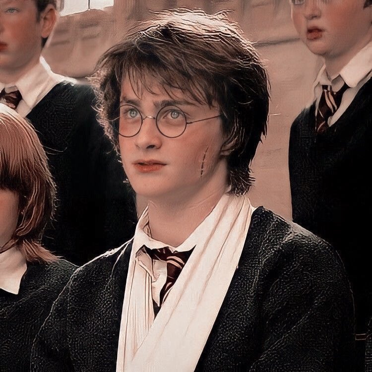 [ #драрри » #drarry ]

и не надо                    да я на
мне тут                       потолок 
глаза                           посмотрел 
закатывать