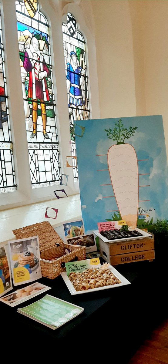 ChrisPennycott's tweet image. 485 portions of vegan "future 50"" finer diner" dishes were loved by vegans, vegetarians and meat eaters alike today at Clifton college. Plus a little education about sustainability, and future foods. This can only be a good thing in a school.@SodexoFoodDevUK
@IndiesSodexo