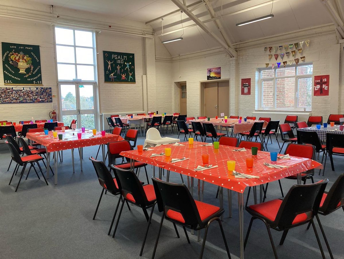 NewaddingtonBC's tweet photo. Great time at Make Lunch today. Games, full on turkey roast, and a film on blow up chairs with proper cinema snacks. #makelunch #tlg #tlgmakelunch #community https://t.co/osHNkeQgLe