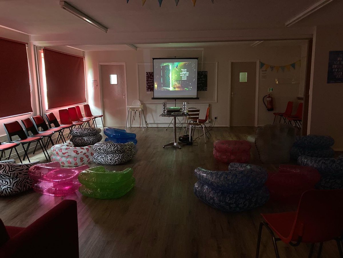 NewaddingtonBC's tweet photo. Great time at Make Lunch today. Games, full on turkey roast, and a film on blow up chairs with proper cinema snacks. #makelunch #tlg #tlgmakelunch #community https://t.co/osHNkeQgLe