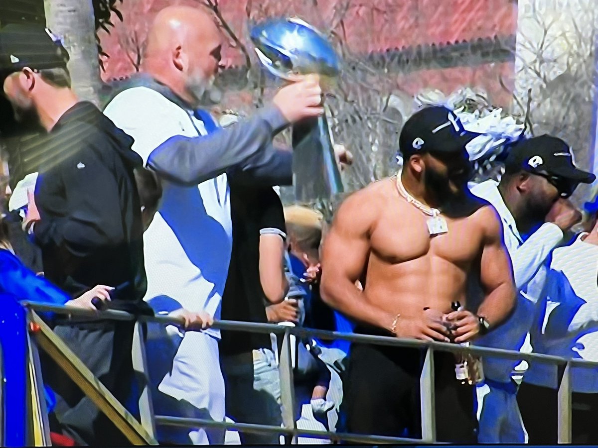 Aaron Donald rocking his eight pack at the Rams Super Bowl parade.