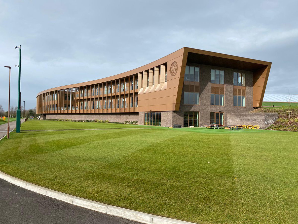 millfieldg_g's tweet photo. The team today had a fantastic tour of the incredible LCFC training ground and the LCFC Sports Turf Academy, seriously impressive. A massive thank you to @johnledwidge for the full tour and sharing your aspirations and also @TurfBusiness for arranging the visit. https://t.co/ZecIpRUK6r