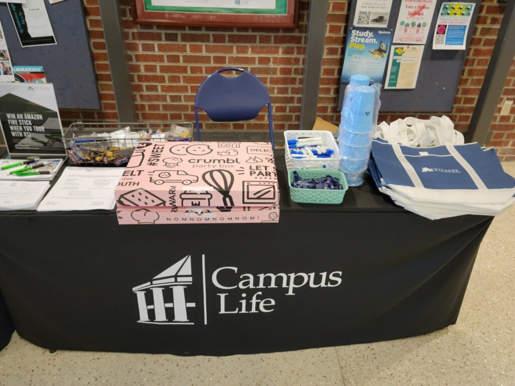 Seahawk_OCSS's tweet image. We are in Fisher Student Center across from Starbucks with the Cottages at College Acres, stop by for info on apartments as well as some treats!!