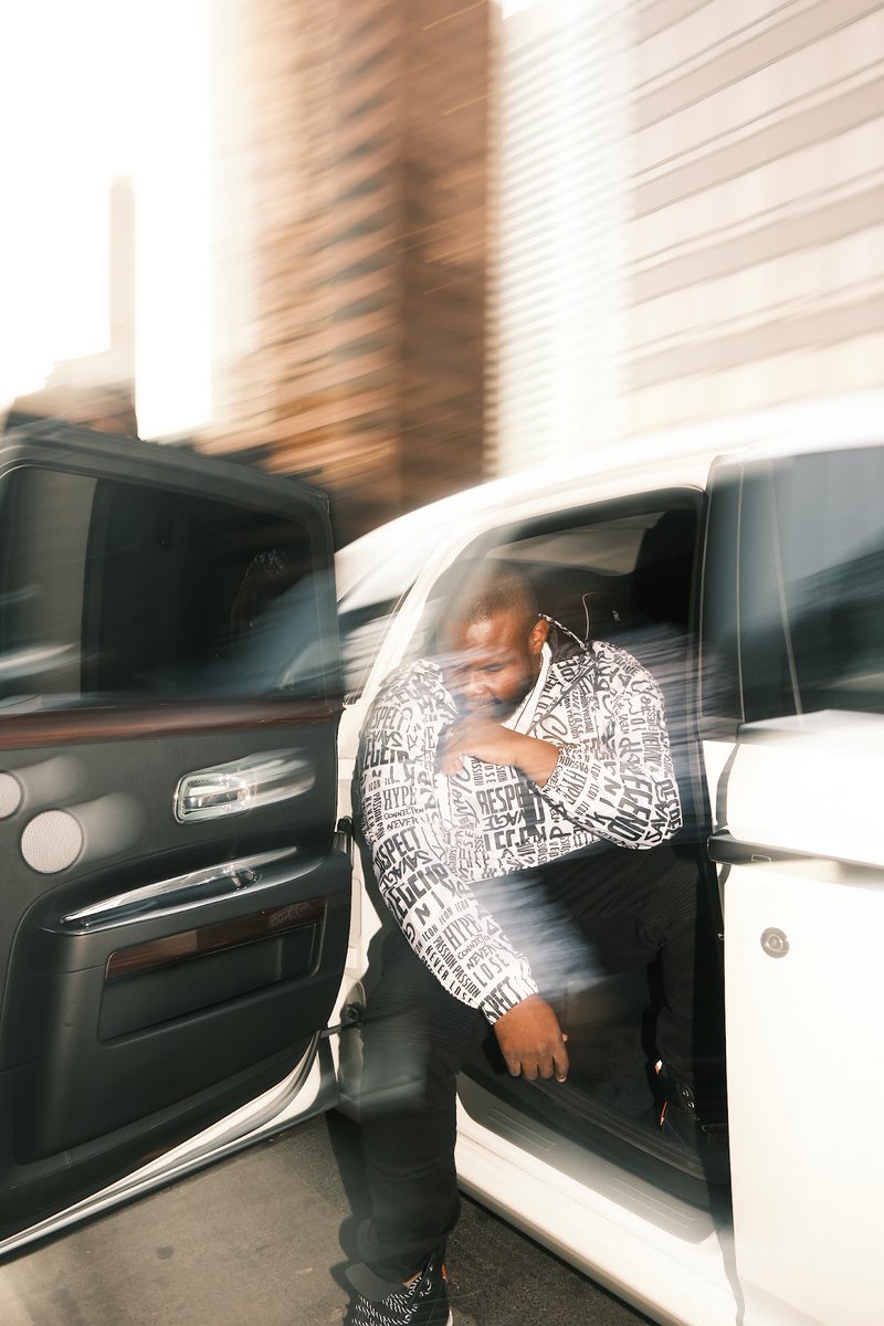 wepluggoodmusic's tweet photo. ~ @Fii3rd blends R&amp;B and Afropop in new project 'Son of Imo' https://t.co/wT2qAYQwUY via @EARMILK https://t.co/5RFIVgp1MO