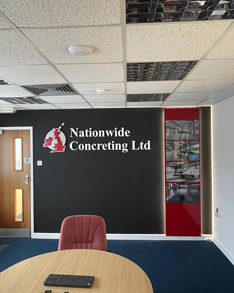 Sign_IT_UK's tweet image. One of our clients have upgraded their signs in the boardroom with a new raised logo and an edgelite picture strip 

#signmaker #signmakers #outdoorsigns #newforestbusiness #signdesign #signshop #businesssigns #southamptonbusiness #lymingtonbusiness #signwriter #businessbranding