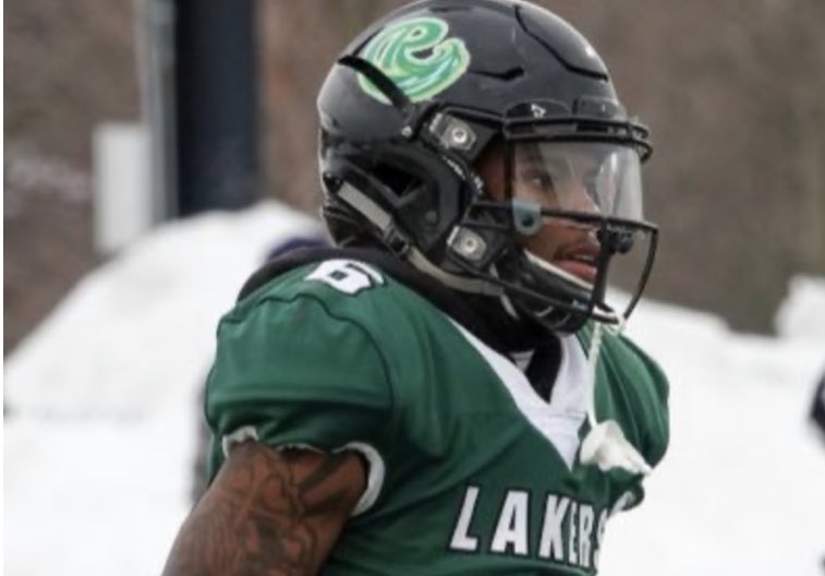 Foochx's tweet photo. #AGTG I’m Blessed to receive a Scholarship from Roosevelt University ! 🙏🏾 @RULAKERFB https://t.co/hBNw69P505