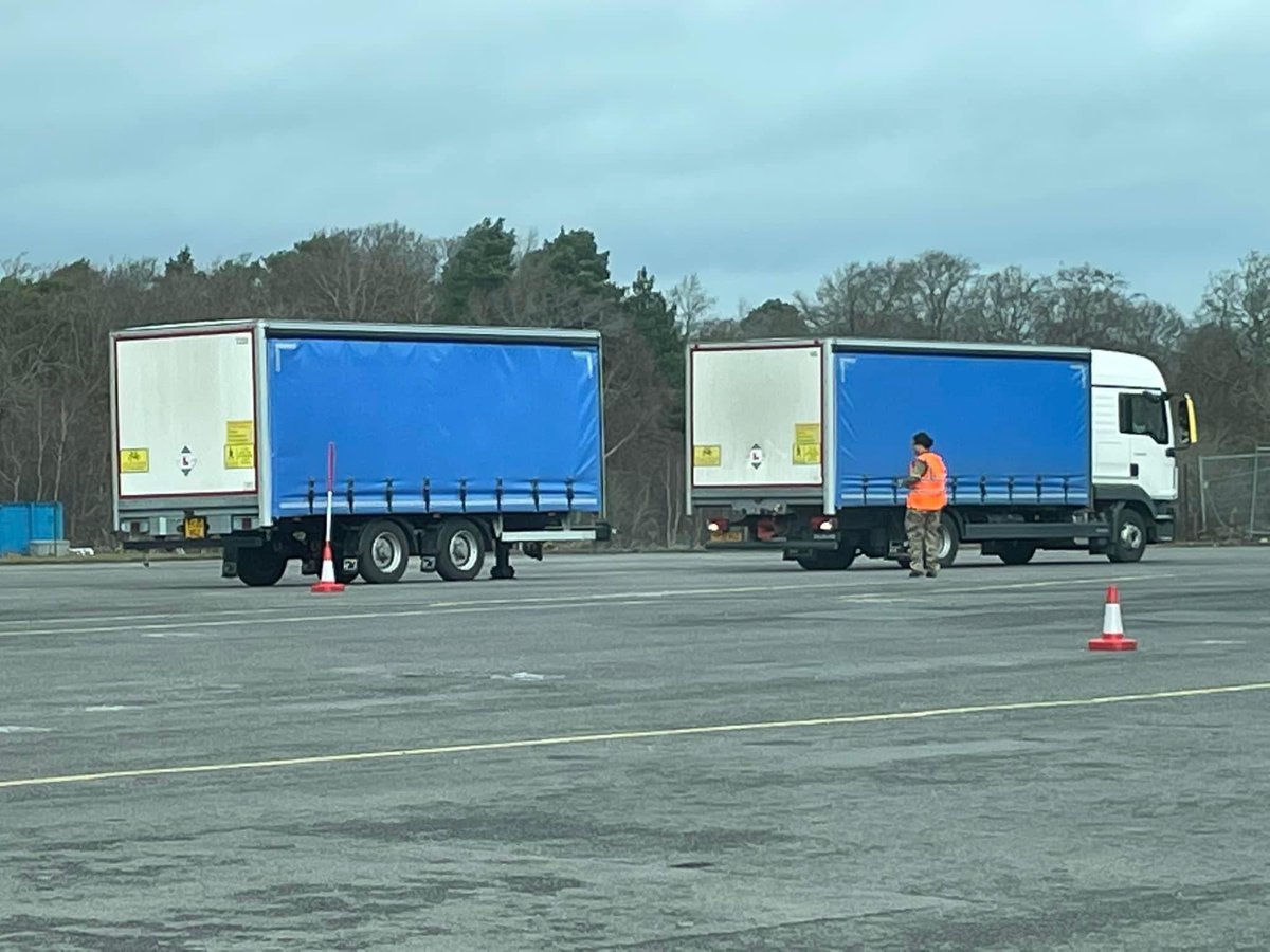 106 Field Squadron - Aldershot (@106sqnaldershot) on Twitter photo Sgt J and Sgt O from <a href="/8EngrCISTp/">HQ 8 Engr Bde CIS Tp</a> supporting Ex Wheeled Sapper. Congratulations to the students who all successfully passed ๐๐ <a href="/Proud_Sappers/">Corps of Royal Engineers</a> #reserves Sgt J and Sgt O from <a href="/8EngrCISTp/">HQ 8 Engr Bde CIS Tp</a> supporting Ex Wheeled Sapper. Congratulations to the students who all successfully passed ๐๐ <a href="/Proud_Sappers/">Corps of Royal Engineers</a> #reserves