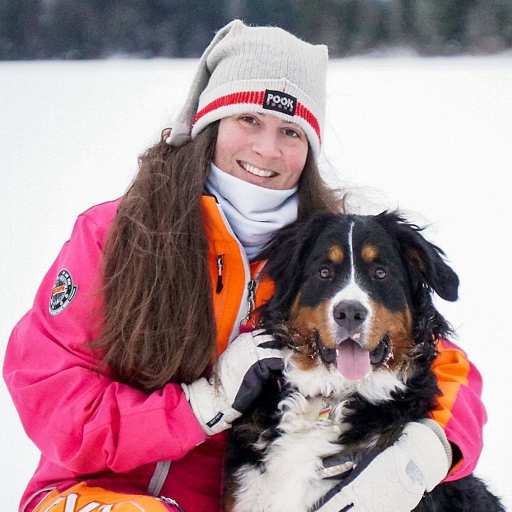 This pic is one POOK Pooch Hoodie away from being a Hallmark moment 🐶 📸: divingisla