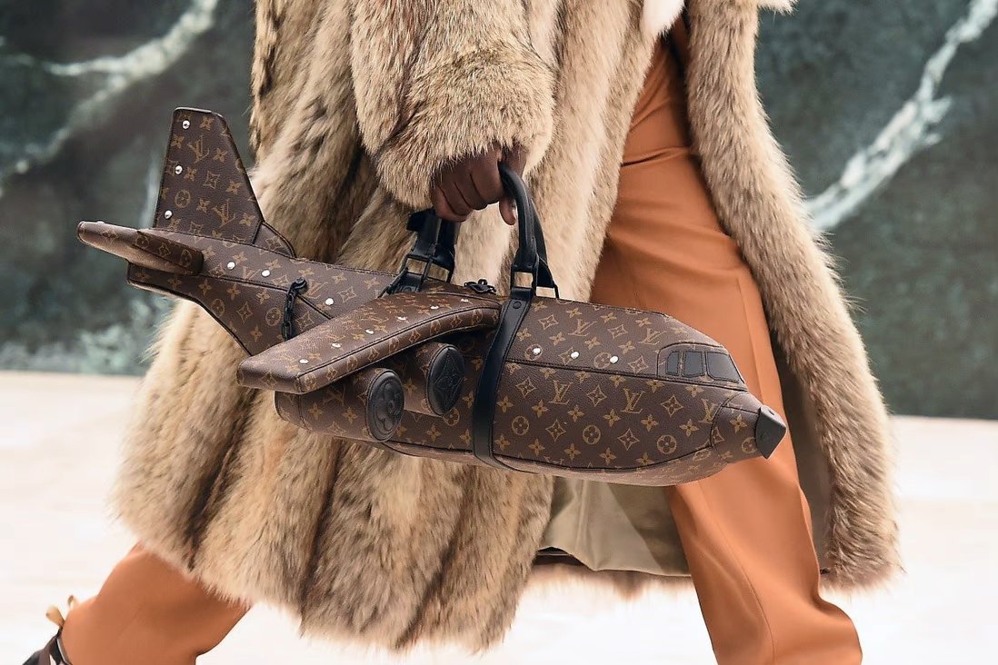 Richard Heart on X: My #LouisVuitton airplane bag was only $39k
