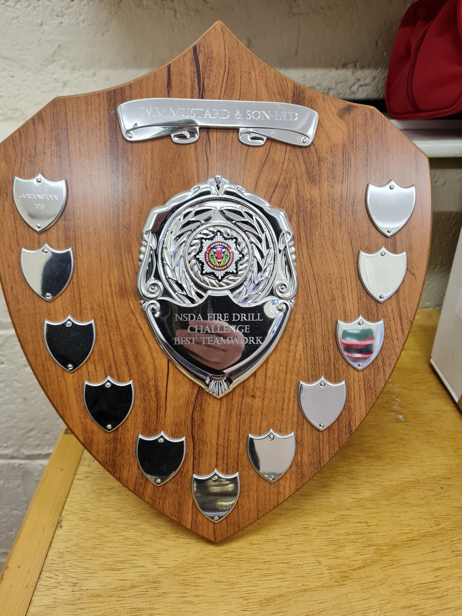 Gordonstoun Unit were awarded this sheild in 2018 at a Drill challenge at Inverness HQ. The Unit won this for best teamwork. <a href="/toshie48/">Ewen McIntosh</a> @SimonTucker_cul <a href="/willie4268/">Willie Chisholm</a> @andybuchan_ <a href="/Big_Hendo13/">Davie Hendry</a> <a href="/fire_scot/">Scottish Fire and Rescue Service</a>