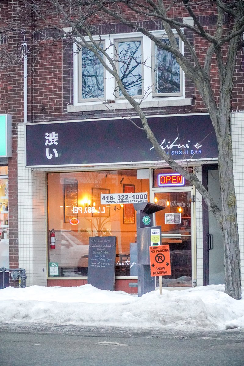 Mt_Pleasant_BIA's tweet photo. It feels like a Sushi kinda night on Mount Pleasant 🍣 🍱

#ShopMountPleasant #ShopMPV #ShopLocal #ShopLocalBusiness #ShopLocalCanada #SupportLocalToronto #LocalIsBetter #instatoronto https://t.co/2PUgMBHOOX