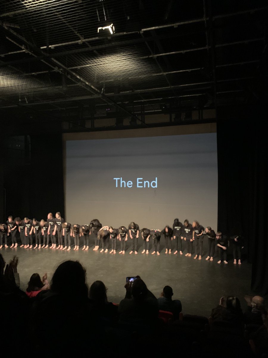 FrancescaSpeaks's tweet photo. It’s not often you get to see the impact of our @GreaterSport work, especially in “real life” but tonight we were treated to a performance by the @Sport_England @TNLUK funded dance programme coordinated by @Z_arts_mcr. Inspirational young people having #PositiveExperiences https://t.co/sMuyFv1iaB