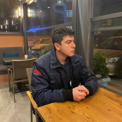 Siz beni dışlayacaksınız diye ben vatkalı ceket beğenmekten vazgeçmem #YeniProfilResmi