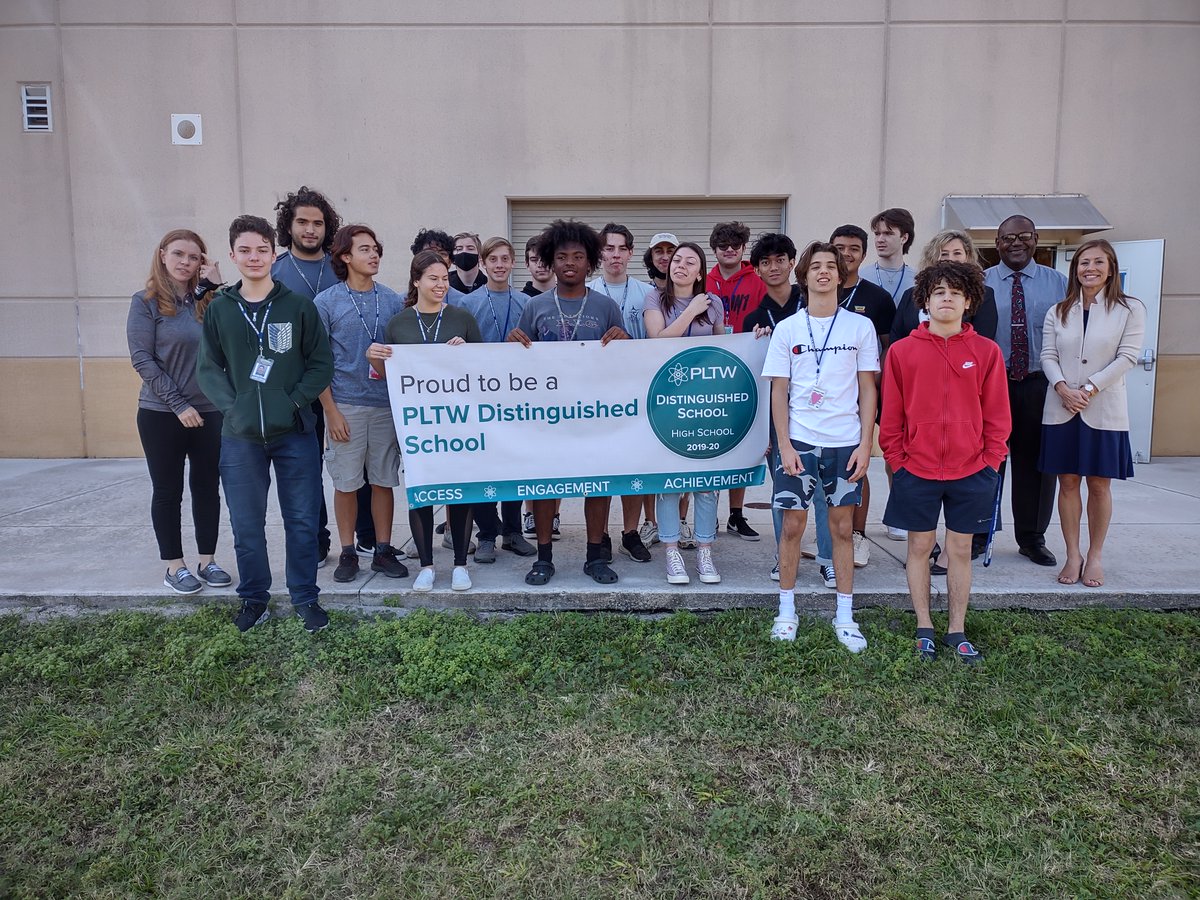 Mary_Murphy17's tweet photo. The "easy part" of Physics with Engineering? Wow! @PLTWorg students at PalmBeachCentral HS, showing calculations and digital electronics is fun! Thank you Principal Edgecomb, Mr. Green and all the PLTW ENG and CS teachers for the awesome tour today! PLTW #DistinguishedSchool! https://t.co/hDClgouY2m