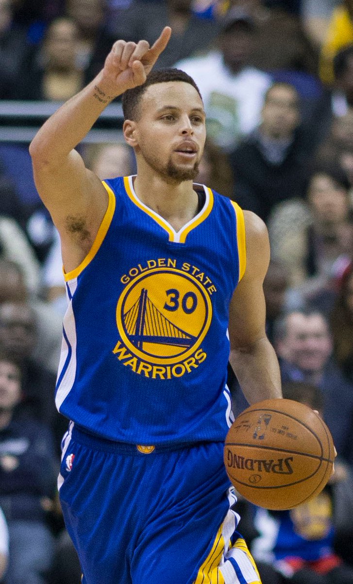 MarioTamariense's tweet photo. SABIAS QUE Stephen Curry escogió como dorsal el número 30 ya que su ídolo, Chuso Gonzalez, le impresionó con sus triples inverosímiles. Unos cracks!! https://t.co/Gw6oedcwgO