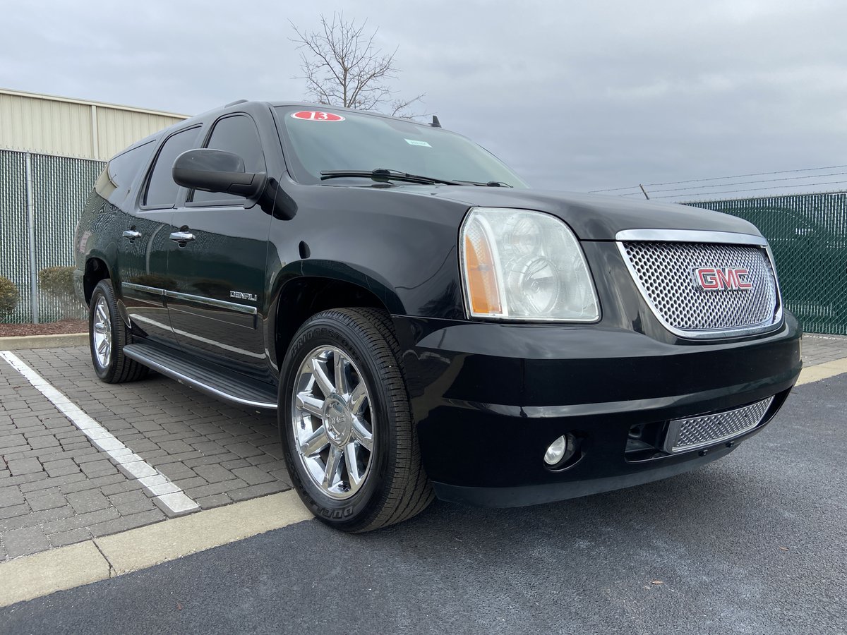 2013 GMC Yukon XL! 112,217 miles, featuring heated steering wheel! Click here to see more:

loom.ly/X0cKfkI