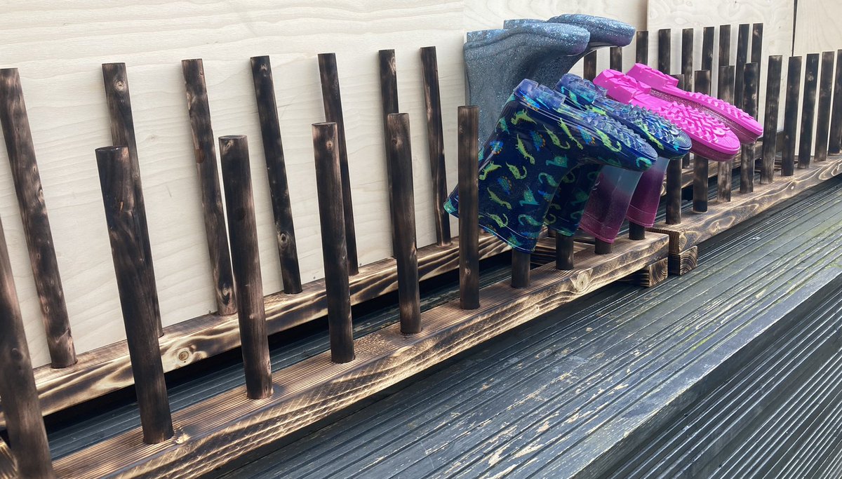 BushcraftersCIC's tweet photo. When working in schools you do not want to annoy the cleaning staff.  Wet, muddy and leaving more of a trace inside than we leave outside!!   

https://t.co/1cRZ04ssnk https://t.co/SMqMTSGXXO