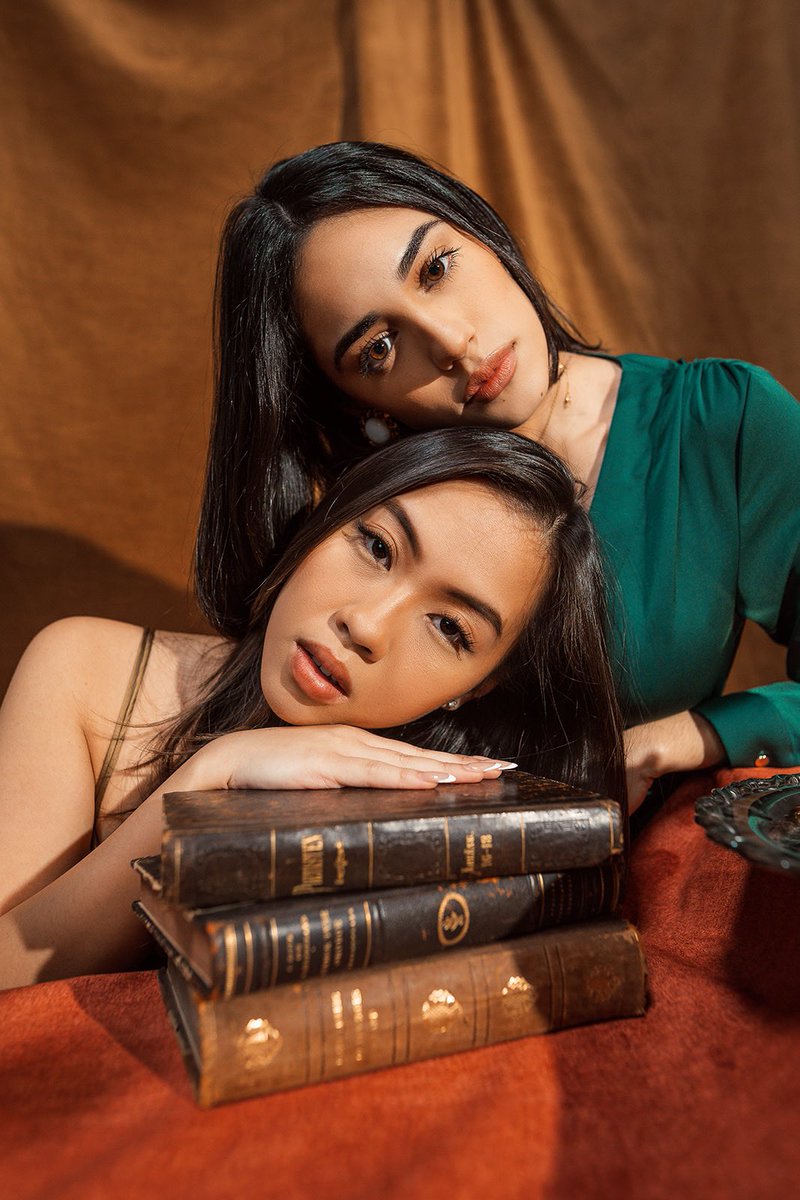 crissycaptures's tweet photo. Signorile 🌹

Ft. @caarrlyyyyyyy // @meagancnguyen ✨

Set Design by: @SageOfEden and I ✨ https://t.co/2n8nI0rjcc