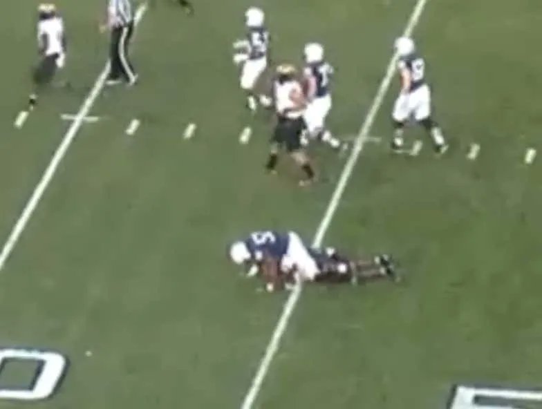 barstoolsports's tweet photo. Rasheed Walker Should Be a First Round Pick Solely for the Most Disrespectful Pancake Block You've Ever Seen https://t.co/vgvzB4gOX7 https://t.co/tFu77RrpYC