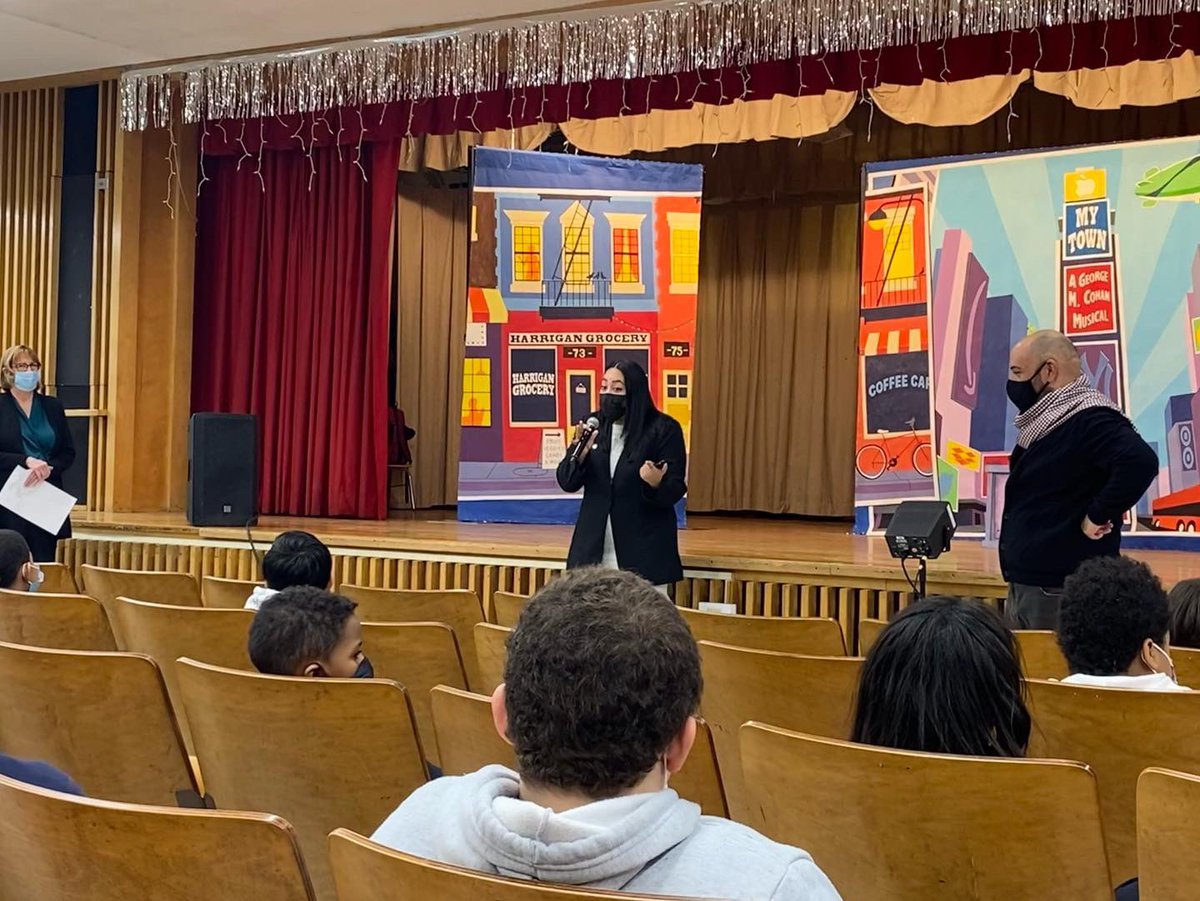 Council Member Amanda Farías (@cmamandafarias) on Twitter photo Thank you Inside Broadway and <a href="/ps182x/">PS182x</a> for inviting me to kick off the first #CD18 performance of “My Town” this morning with the students.
Shoutout Principal O’Grady, Director Nick Sala, & my union brothers and sisters <a href="/Local_802_AFM/">Local 802 AFM</a> and <a href="/ActorsEquity/">Actors' Equity</a> for making this possible. Thank you Inside Broadway and <a href="/ps182x/">PS182x</a> for inviting me to kick off the first #CD18 performance of “My Town” this morning with the students.
Shoutout Principal O’Grady, Director Nick Sala, & my union brothers and sisters <a href="/Local_802_AFM/">Local 802 AFM</a> and <a href="/ActorsEquity/">Actors' Equity</a> for making this possible.
