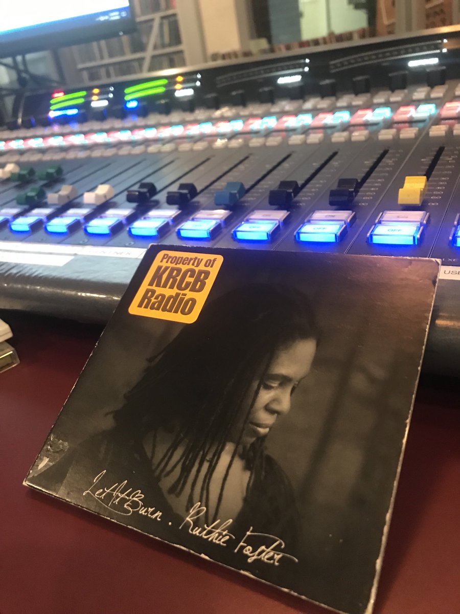 ⁦@_RuthieFoster_⁩ does a great version of ⁦<a href="/thedavidcrosby/">David Crosby</a>⁩ song Long Time Gone with Blind Boys of Alabama ❤️