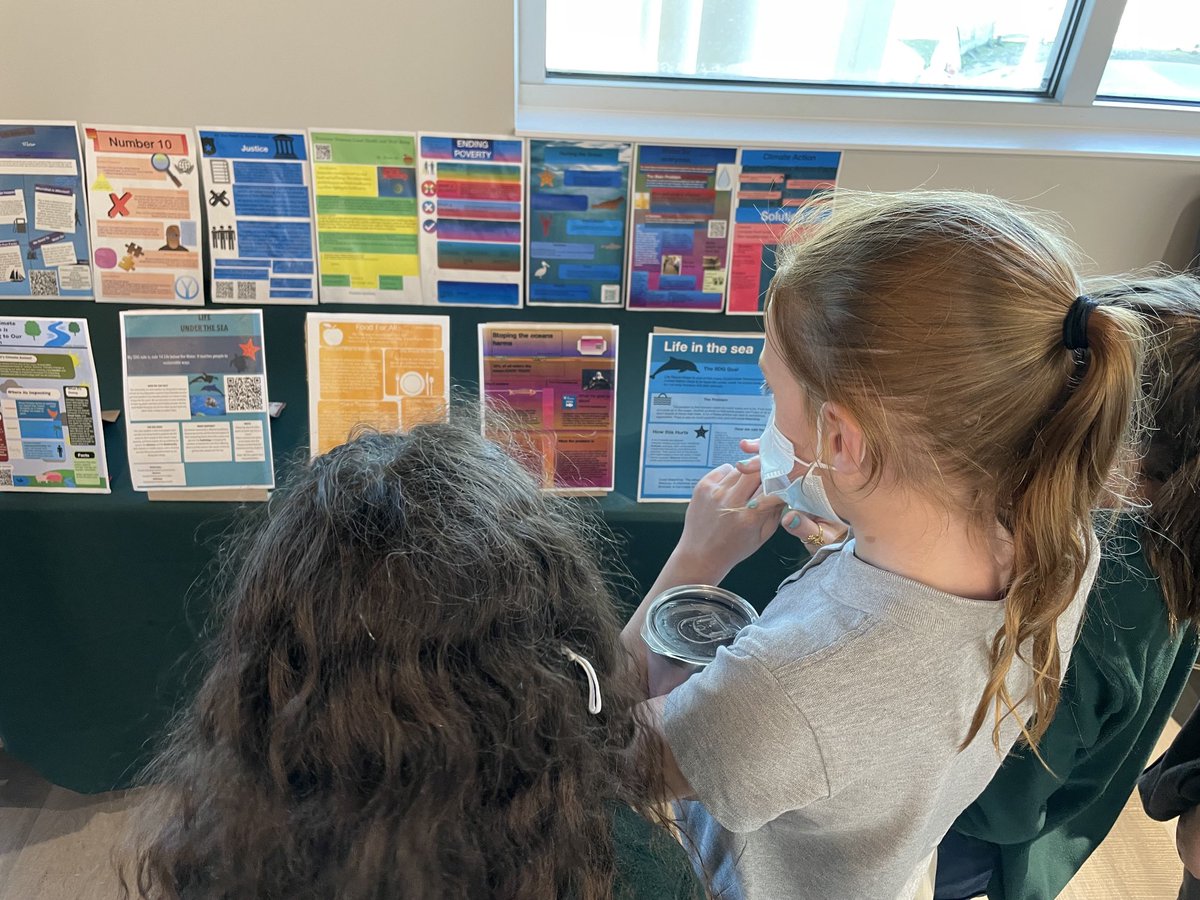 Field trip to the beautiful library to check out 8th grade ROV projects and Infographic projects we made in 5th grade ⁦<a href="/Shorecrest/">Shorecrest</a>⁩