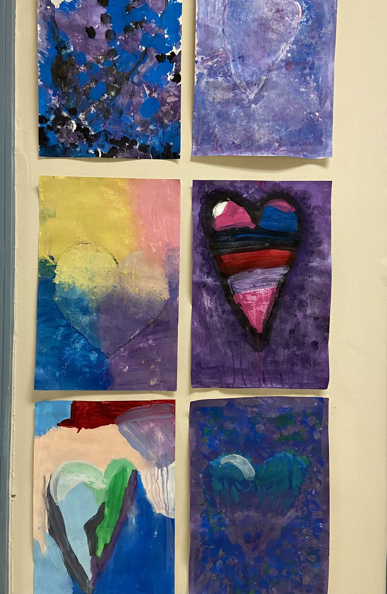 Diane_galuppo's tweet photo. Heart varieties by 5th grade artists….               “A shape with boundless possibilities” ~Jim Dine 
@MrBonito5 @FSDVikings @MrsStJacques https://t.co/P3htU5atzs