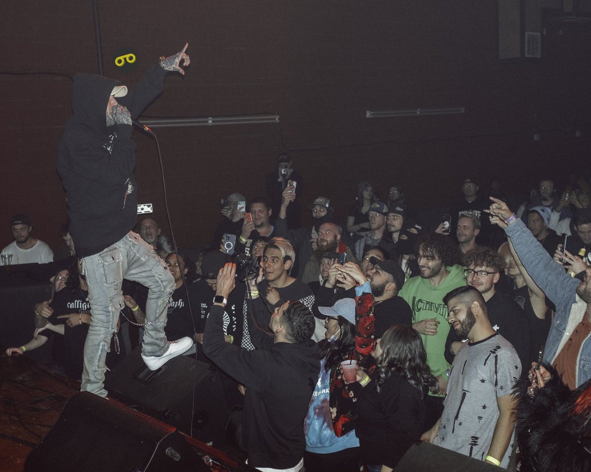 AeronotiqzInfo's tweet image. Photos from the #CalligraphyTour with @caskeysnotdead &amp;amp; @CameronAirborne 

🗓 Jan 20th, 2022
📍 Fort Worth, TX
📸 @reelbump 

The tour continues this month!
Feb 25th - Jacksonville, FL
Mar 12th - Denver, CO

Tickets, Merch, Meet N Greet at AEROLIFESHOWS.COM