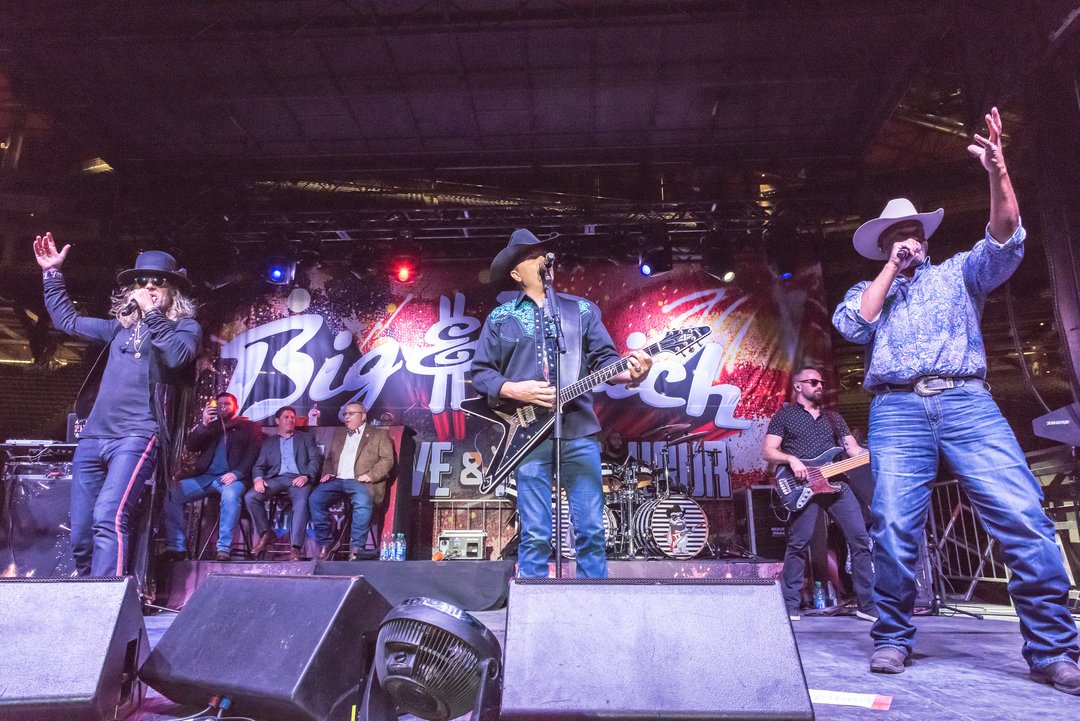 Sky Ball XIX entertainment for the night was the American country music duo Big &amp; Rich. Both are known for supporting our nations heroes, 
Here is a quick fun fact.
John Rich launched his "Granny" approved whiskey Redneck Riveria in 2014. By November 2019 over $200,000 had been d