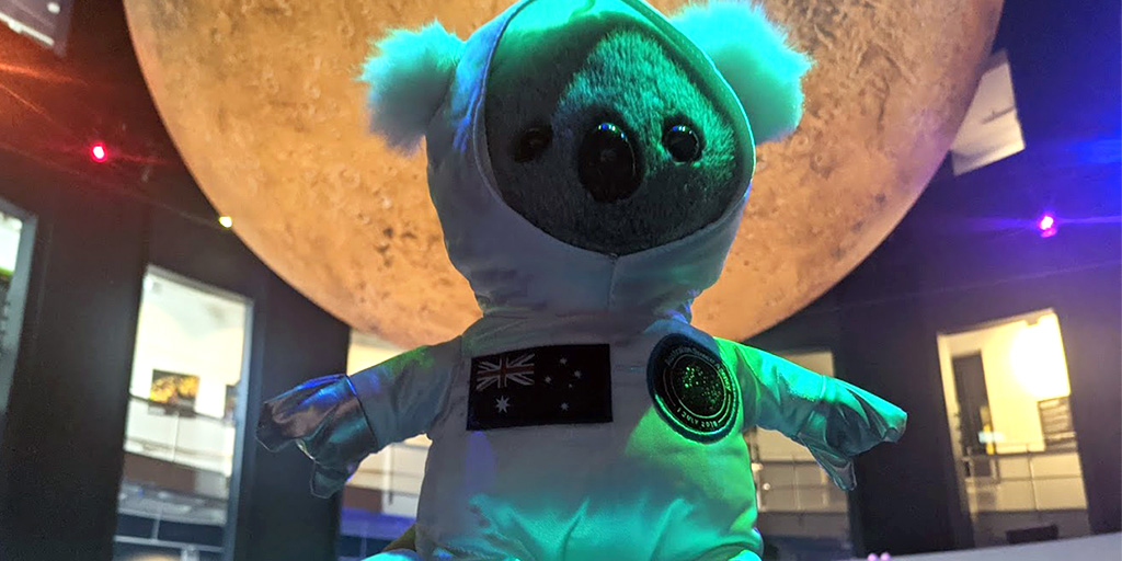 ukinaustralia's tweet photo. 3/3 ๐UK and AUS boost cooperation on science and tech via a new Science Partnership Series.
1 year on from #UKAUSpaceBridge signature, the UK will enhance this with ยฃ1m for Earth Observation ๐ฐ๏ธ in #Agroclimate supporting global climate resilience.
๐ #Space #EarthObservation https://t.co/QkWJEVa8Jv