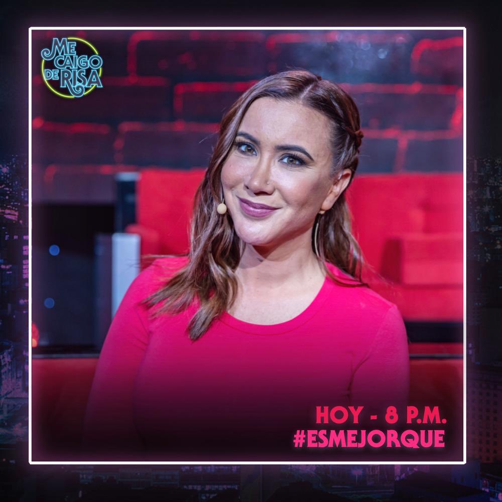 Mariazelzel's tweet photo. Ya comenzamos @MeCaigoDeRisa 

#EsMejorQue Ya lo estén viendo! https://t.co/5qxVaRAVQQ