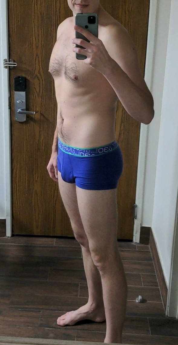ygtiesest's tweet photo. Feeling good about my body today for the first time in a while. The pandemic really messed with my exercise pattern and it's taken a while to get back on track. https://t.co/IXOZRGbzkh