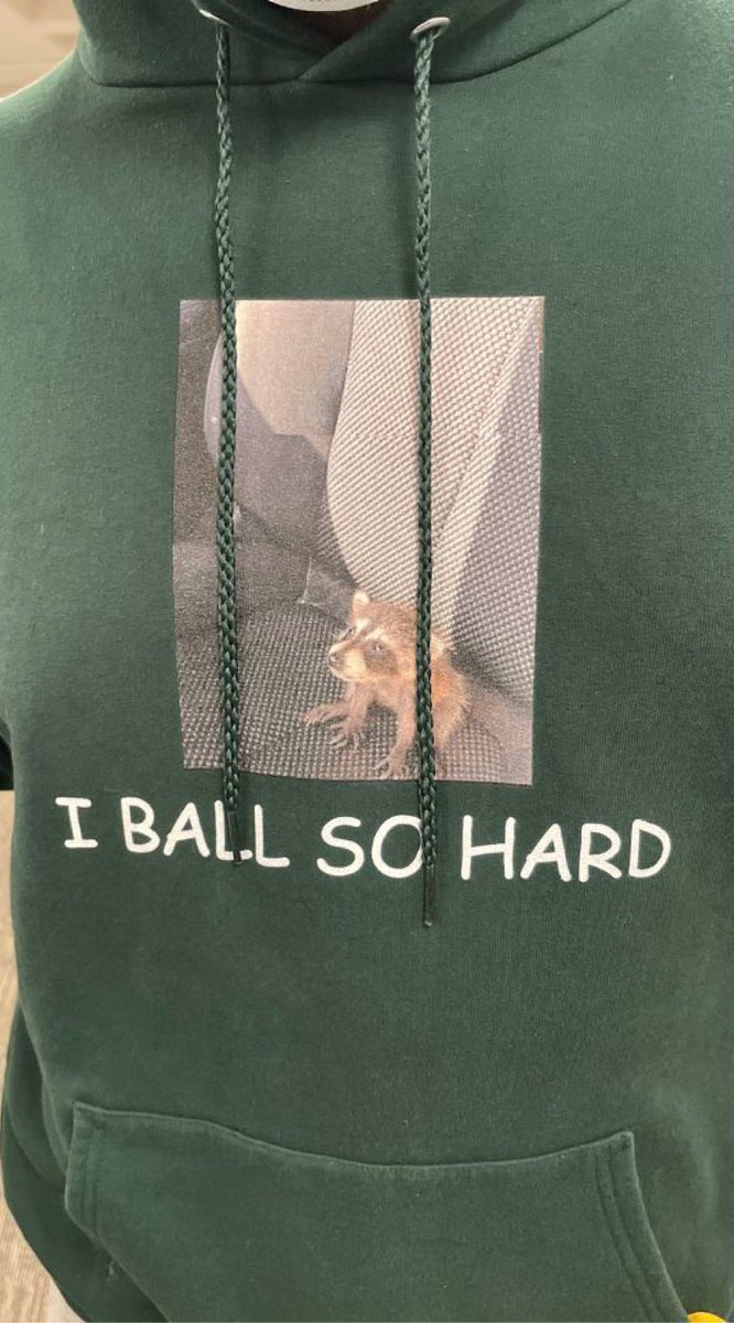 You def don’t want to meet @L_wils59 in the paint⛹️‍♂️ <a href="/UrClimb/">TheClimb_UR</a>👆🤷‍♂️✌️✍️