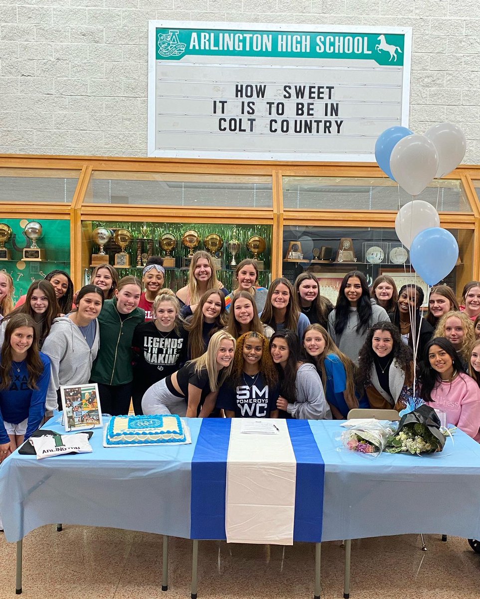 How sweet it is! Congrats Raymiah on your signing with Saint Mary of the Woods College in Indiana!