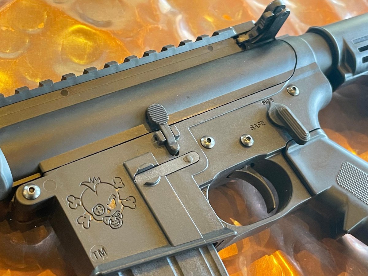 This is VILE. A skull & crossbones with a pacifier on weapon of war. Made to look “cute” to appeal to kids. The manufacturer calls this a “JR-15.” Every NRA-backed politician should condemn this.