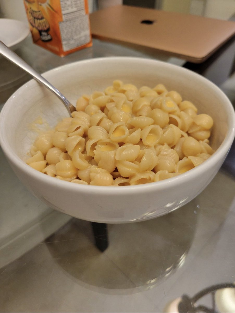 Gordon Ramsay: there is no possible way dis restaurant is fuckin up my mac and cheese!
The restaurant: https://t.co/PypYDVqZg7