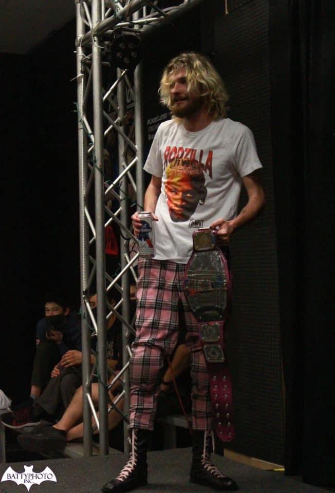 LostArtLostBoy's tweet image. Y’all ever win a title match with a PBR in your hand?