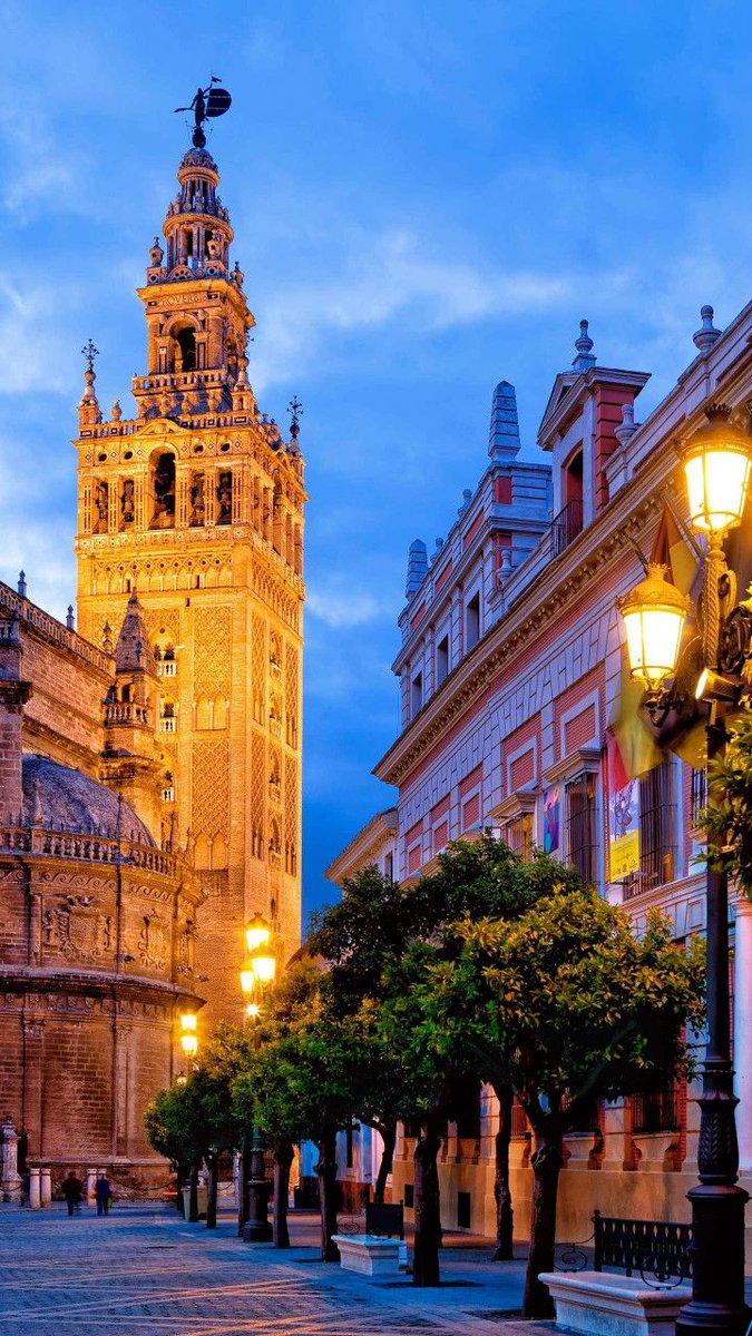 _Pilatos__'s tweet photo. Sevilla de mis amores https://t.co/icWSqbyJqf