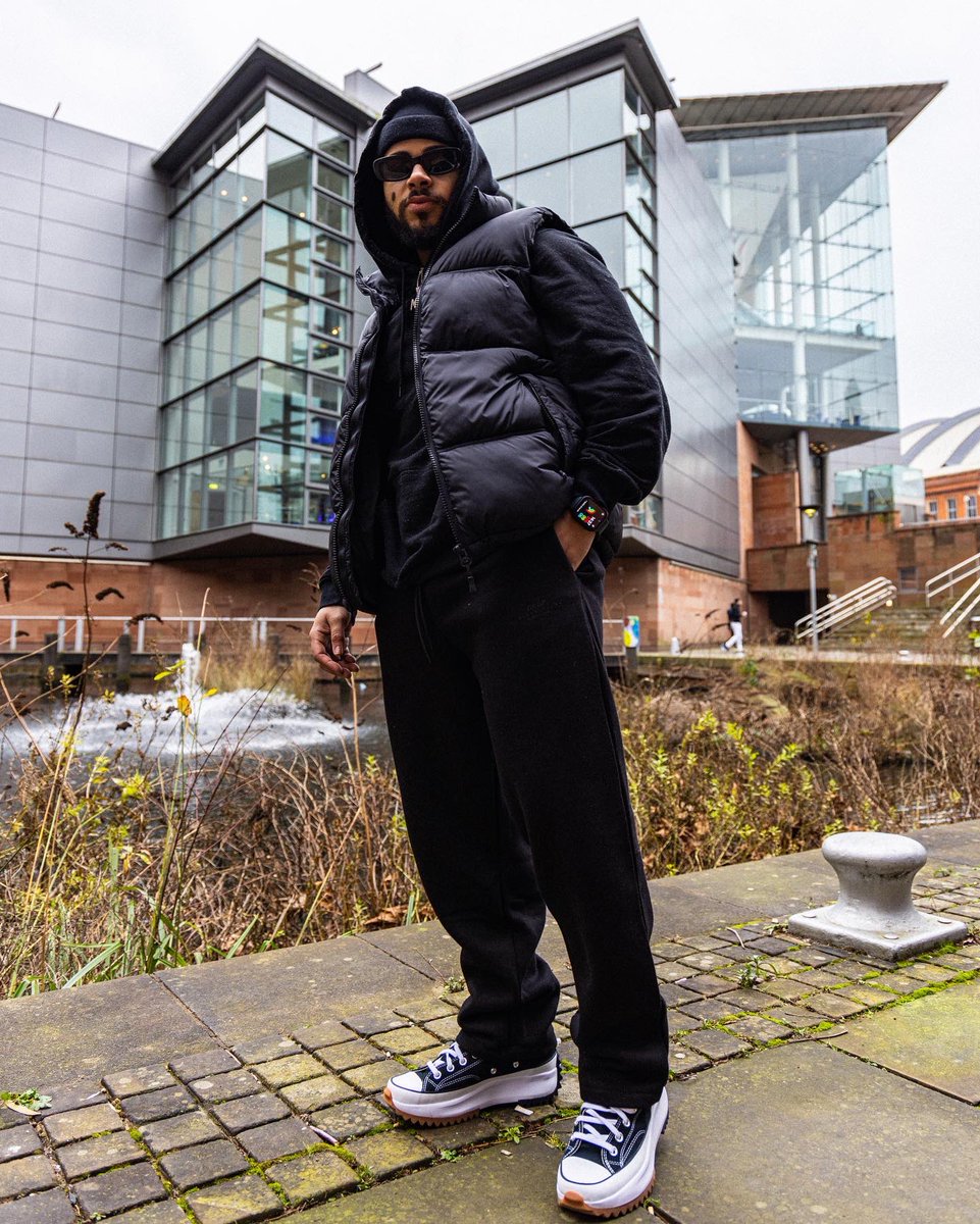 theonlyhidalgo's tweet image. Hey there⚫️