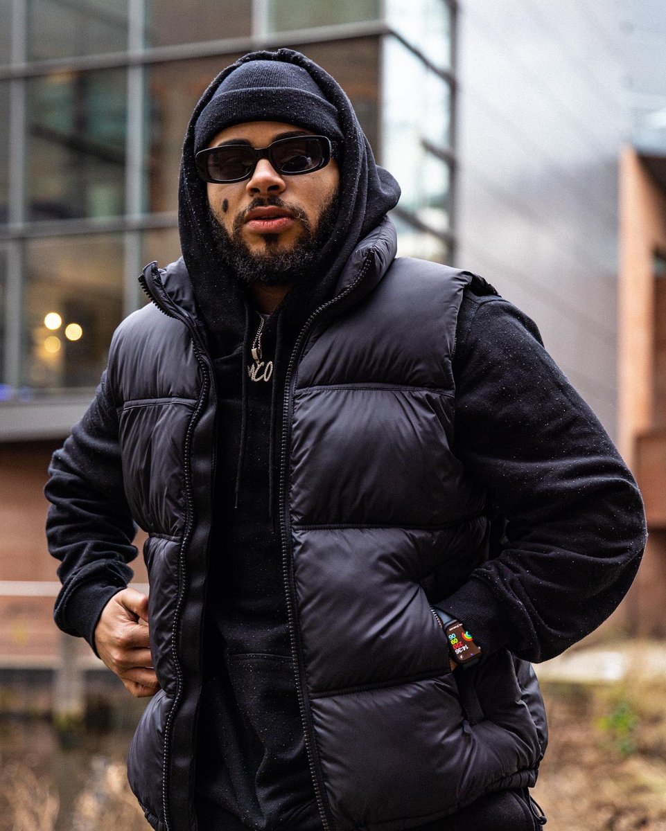 theonlyhidalgo's tweet image. Hey there⚫️