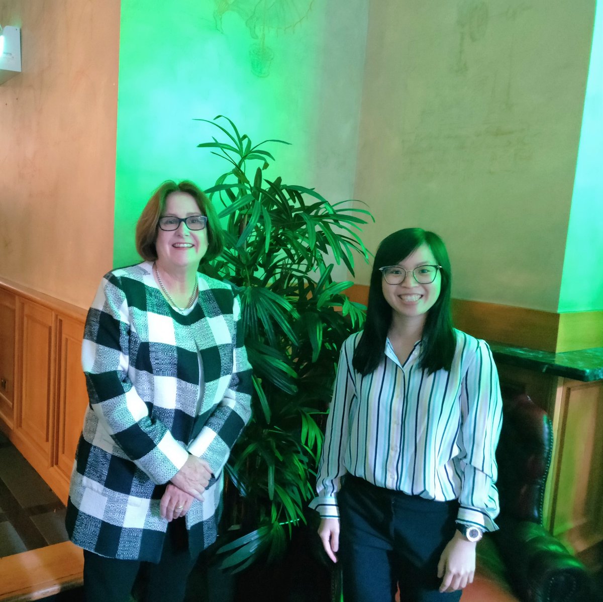 YiLing_Low's tweet photo. After months of COVID restrictions and horror, I am so glad to finally be able to meet my @_IMNIS mentor, @SueMacLeman in person! 🌟🌟 #imnismentoring #industrychatter #imreadytowork https://t.co/I9EPz2MIMO