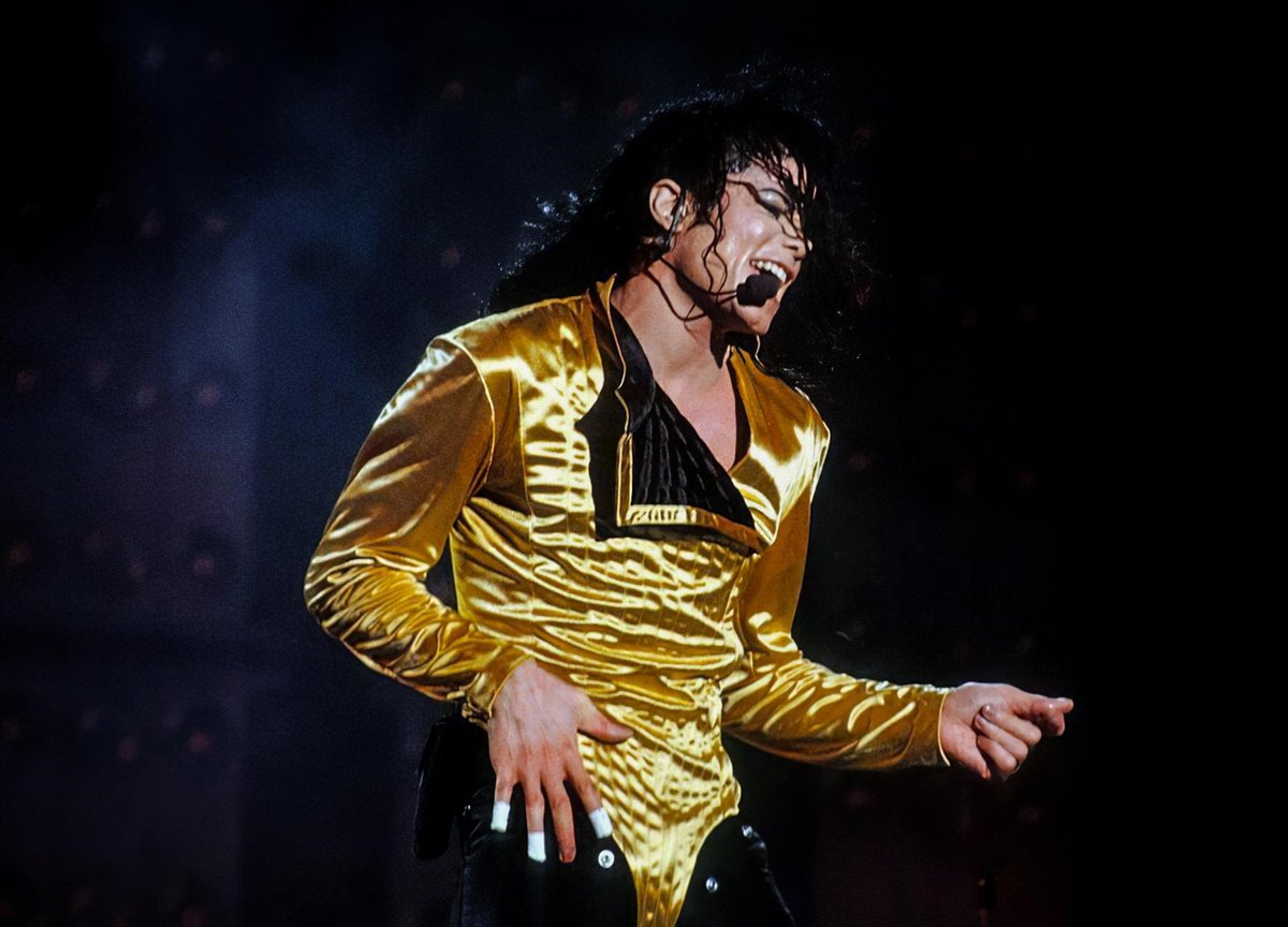 Michael jackson live. Michael Jackson Dangerous Tour.