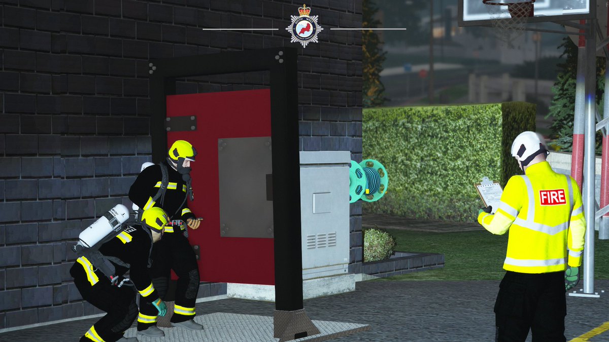 DRP_1101's tweet photo. On tonight's shift, while we weren't responding to incidents, we took the opportunity to practice our BA entry. This training is done to protect firefighters from what may be behind the door and can also reduce the possibility of a backdraft. https://t.co/RQVjTIvINX