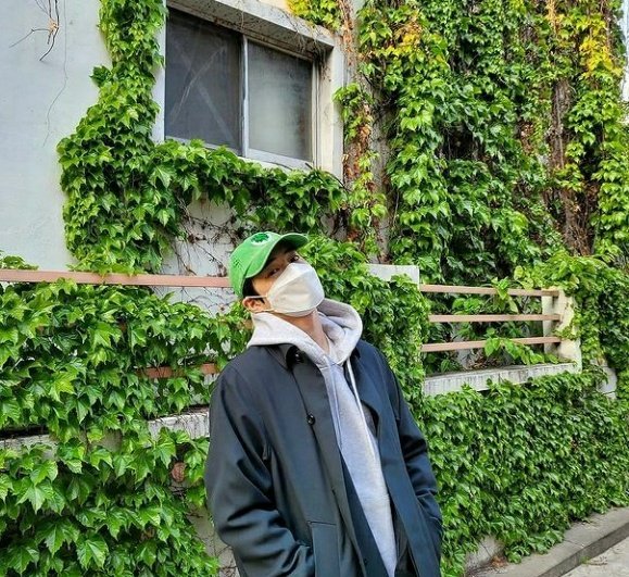 GRRRYO's tweet image. ᅟᅟ
ᅟᅟᅟᅟ  u𝗺α v͟ıb̶e 𝕓em ve𝕘αnın̶h̶α
ᅟᅟᅟᅟ   e α𝗳ı𝗻s  ──────  🌿
ᅟᅟᅟᅟ     #CONVSAMAMBAIAS
ᅟᅟ